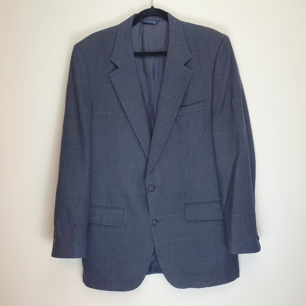 Burberry's men's plaid double button blazer C1